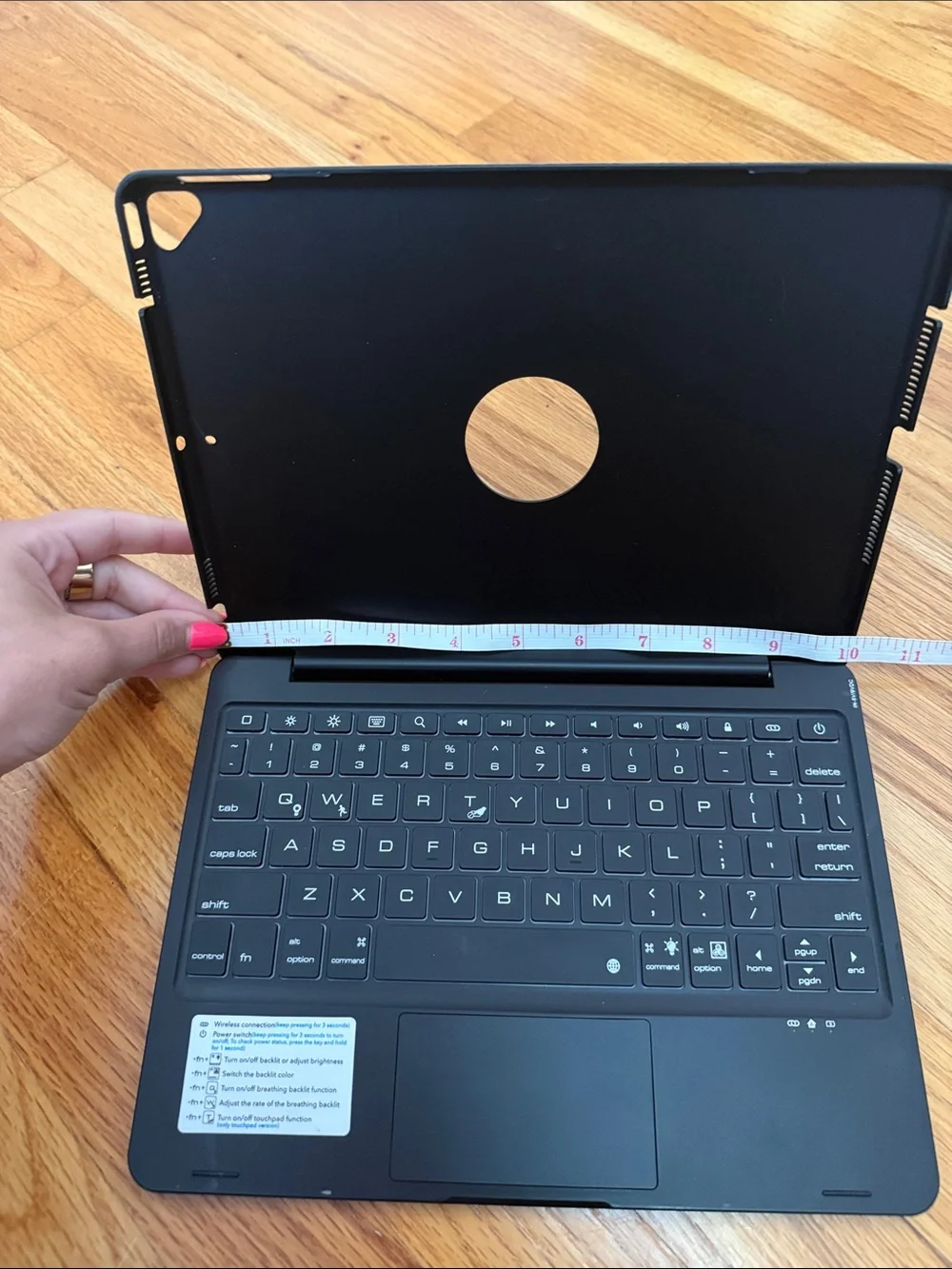 Universal Black Keyboard Case for Tablet with Trackpad